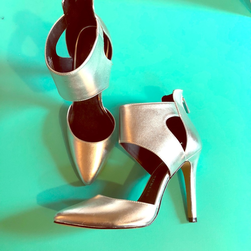 Rock and Republic Heels